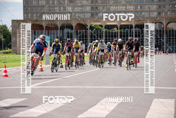 Buy your photos of the event100KM DE BRASLIA-COPA RESENHA MASTER DE CICLISMO. on Fotop