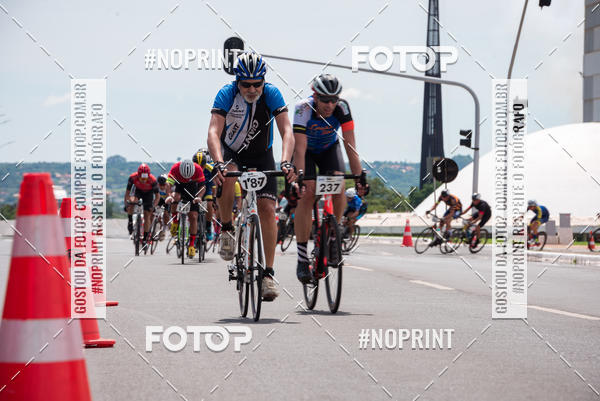 Buy your photos of the event100KM DE BRASLIA-COPA RESENHA MASTER DE CICLISMO. on Fotop