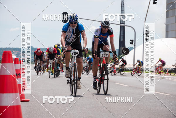 Buy your photos of the event100KM DE BRASLIA-COPA RESENHA MASTER DE CICLISMO. on Fotop