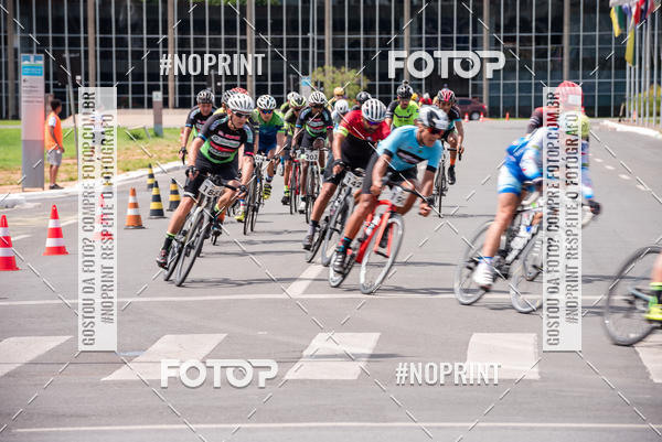 Buy your photos of the event100KM DE BRASLIA-COPA RESENHA MASTER DE CICLISMO. on Fotop