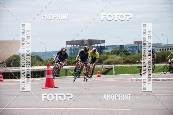 Buy your photos of the event100KM DE BRASLIA-COPA RESENHA MASTER DE CICLISMO. on Fotop
