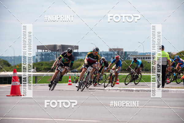 Buy your photos of the event100KM DE BRASLIA-COPA RESENHA MASTER DE CICLISMO. on Fotop