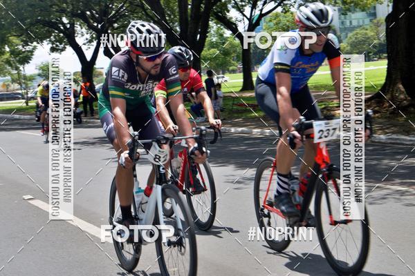 Buy your photos of the event100KM DE BRASLIA-COPA RESENHA MASTER DE CICLISMO. on Fotop
