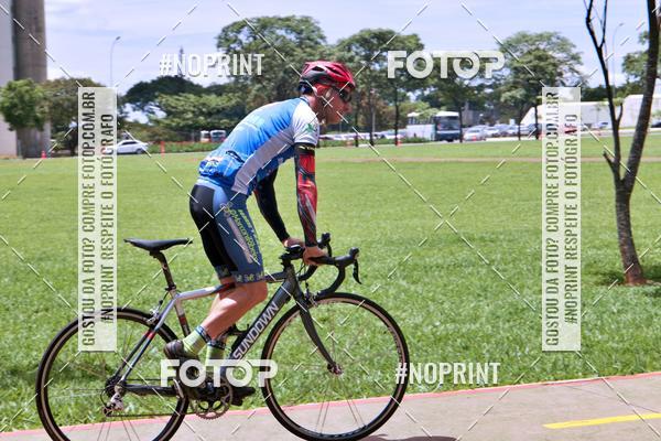 Buy your photos of the event100KM DE BRASLIA-COPA RESENHA MASTER DE CICLISMO. on Fotop