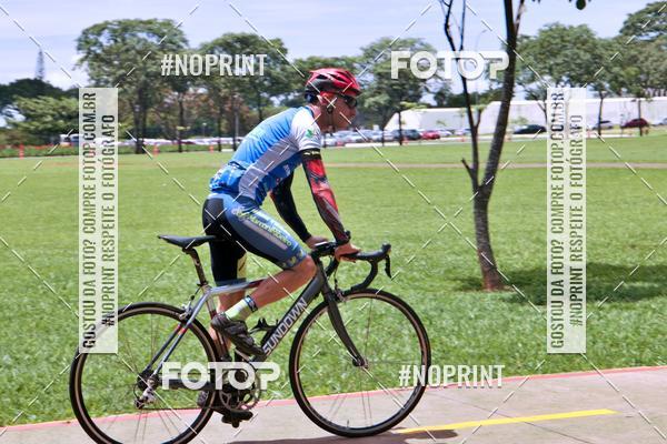 Buy your photos of the event100KM DE BRASLIA-COPA RESENHA MASTER DE CICLISMO. on Fotop