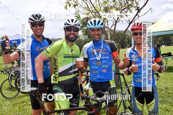Buy your photos of the event100KM DE BRASLIA-COPA RESENHA MASTER DE CICLISMO. on Fotop