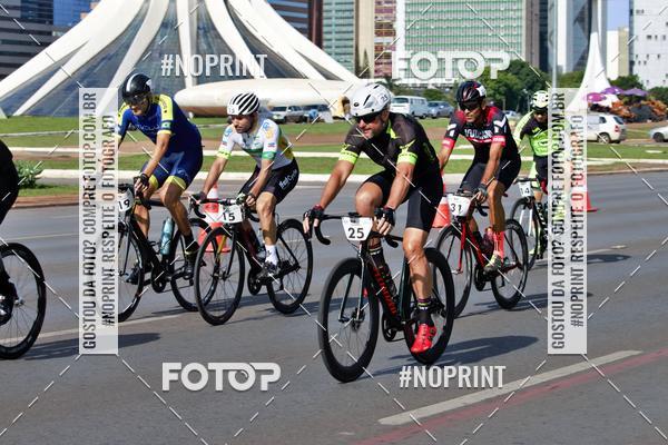 Buy your photos of the event100KM DE BRASLIA-COPA RESENHA MASTER DE CICLISMO. on Fotop