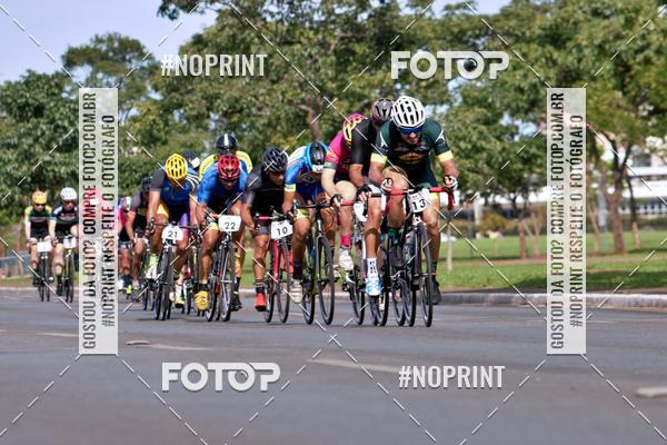 Buy your photos of the event100KM DE BRASLIA-COPA RESENHA MASTER DE CICLISMO. on Fotop
