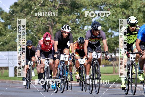 Buy your photos of the event100KM DE BRASLIA-COPA RESENHA MASTER DE CICLISMO. on Fotop