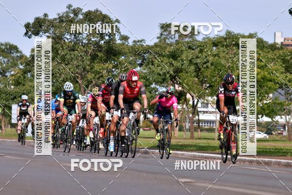 Buy your photos of the event100KM DE BRASLIA-COPA RESENHA MASTER DE CICLISMO. on Fotop