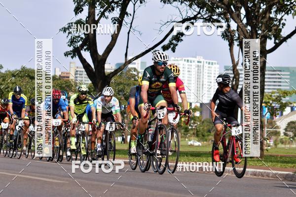 Buy your photos of the event100KM DE BRASLIA-COPA RESENHA MASTER DE CICLISMO. on Fotop