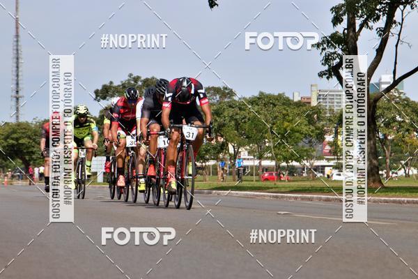 Buy your photos of the event100KM DE BRASLIA-COPA RESENHA MASTER DE CICLISMO. on Fotop