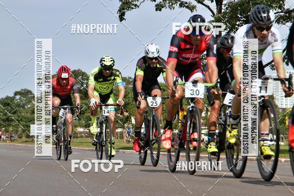 Buy your photos of the event100KM DE BRASLIA-COPA RESENHA MASTER DE CICLISMO. on Fotop