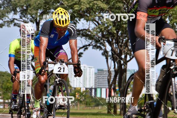 Buy your photos of the event100KM DE BRASLIA-COPA RESENHA MASTER DE CICLISMO. on Fotop