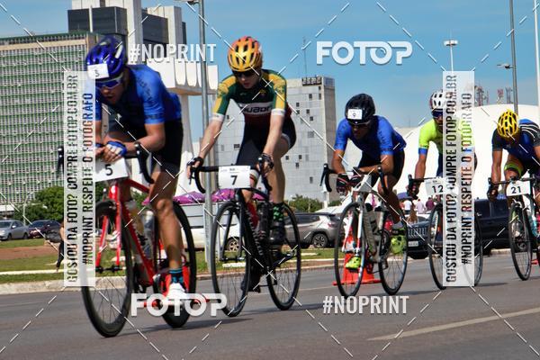 Buy your photos of the event100KM DE BRASLIA-COPA RESENHA MASTER DE CICLISMO. on Fotop