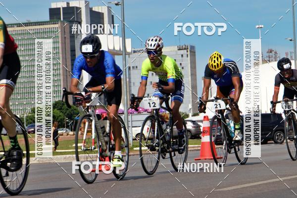 Buy your photos of the event100KM DE BRASLIA-COPA RESENHA MASTER DE CICLISMO. on Fotop