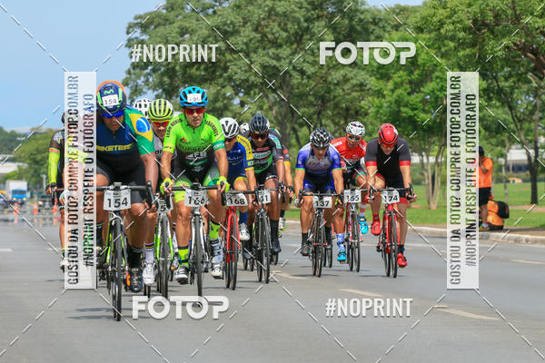 Buy your photos of the event100KM DE BRASLIA-COPA RESENHA MASTER DE CICLISMO. on Fotop