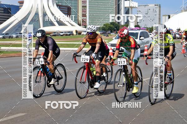Buy your photos of the event100KM DE BRASLIA-COPA RESENHA MASTER DE CICLISMO. on Fotop