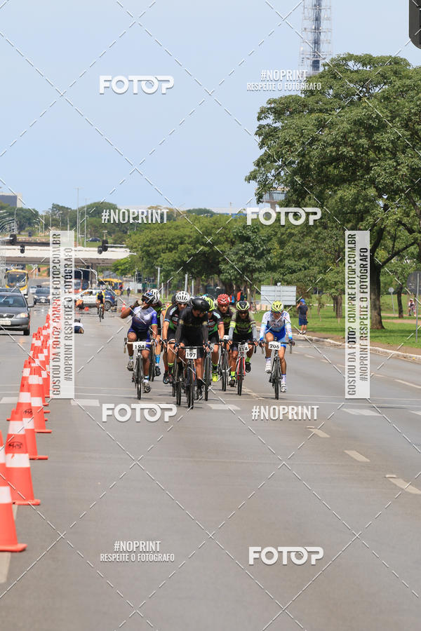 Buy your photos of the event100KM DE BRASLIA-COPA RESENHA MASTER DE CICLISMO. on Fotop