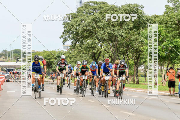 Buy your photos of the event100KM DE BRASLIA-COPA RESENHA MASTER DE CICLISMO. on Fotop