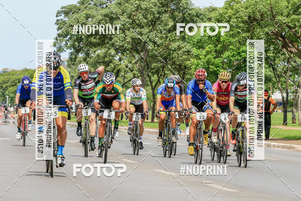 Buy your photos of the event100KM DE BRASLIA-COPA RESENHA MASTER DE CICLISMO. on Fotop