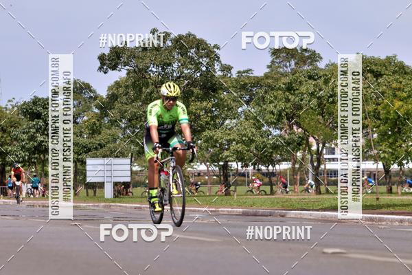 Buy your photos of the event100KM DE BRASLIA-COPA RESENHA MASTER DE CICLISMO. on Fotop