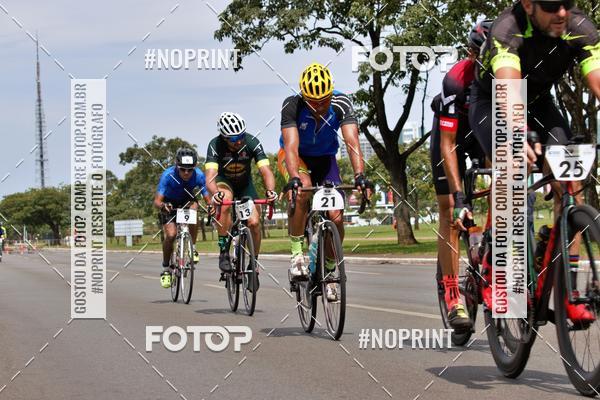 Buy your photos of the event100KM DE BRASLIA-COPA RESENHA MASTER DE CICLISMO. on Fotop