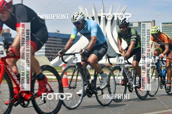 Buy your photos of the event100KM DE BRASLIA-COPA RESENHA MASTER DE CICLISMO. on Fotop