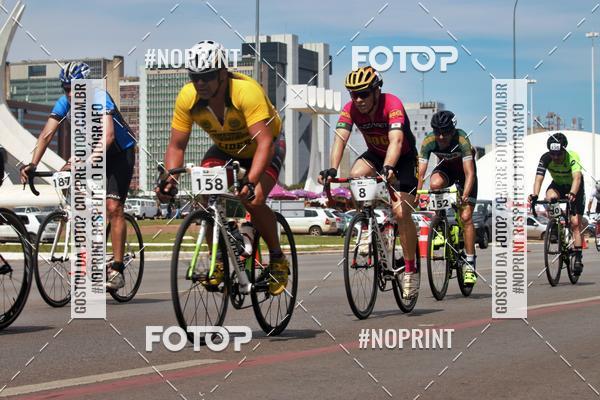Buy your photos of the event100KM DE BRASLIA-COPA RESENHA MASTER DE CICLISMO. on Fotop