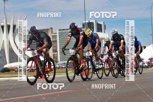 Buy your photos of the event100KM DE BRASLIA-COPA RESENHA MASTER DE CICLISMO. on Fotop