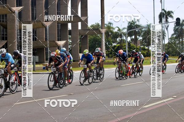 Buy your photos of the event100KM DE BRASLIA-COPA RESENHA MASTER DE CICLISMO. on Fotop
