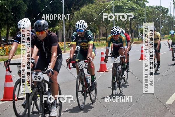 Buy your photos of the event100KM DE BRASLIA-COPA RESENHA MASTER DE CICLISMO. on Fotop