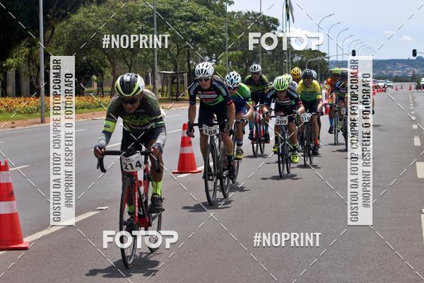 Buy your photos of the event100KM DE BRASLIA-COPA RESENHA MASTER DE CICLISMO. on Fotop