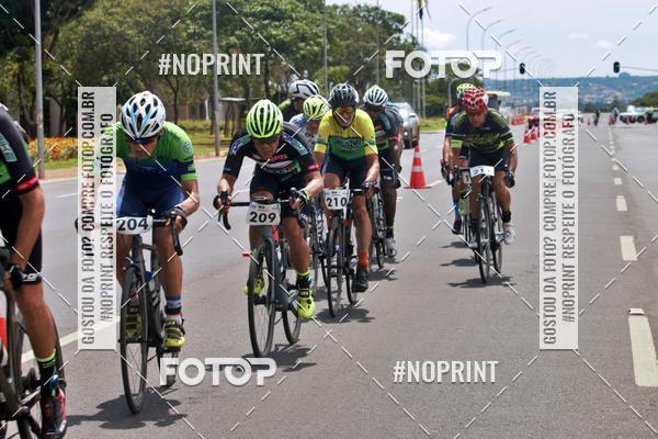 Buy your photos of the event100KM DE BRASLIA-COPA RESENHA MASTER DE CICLISMO. on Fotop