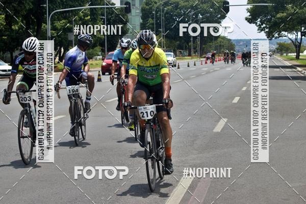 Buy your photos of the event100KM DE BRASLIA-COPA RESENHA MASTER DE CICLISMO. on Fotop