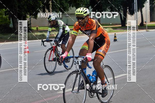 Buy your photos of the event100KM DE BRASLIA-COPA RESENHA MASTER DE CICLISMO. on Fotop