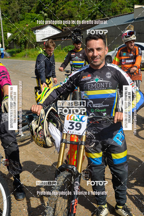 Buy your photos of the eventDHI JASC on Fotop