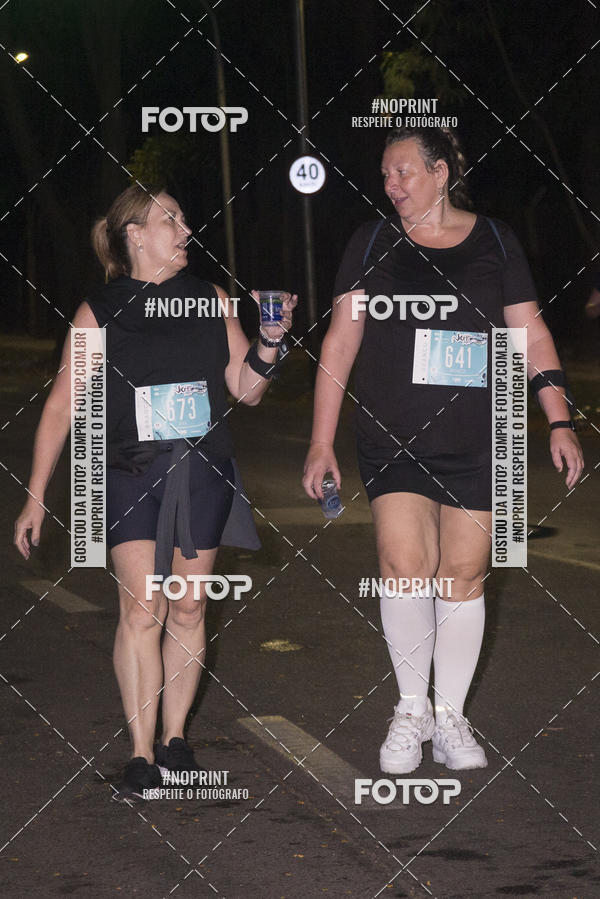 Buy your photos of the eventNight Run SP Etapa Pop - Equipe ASI on Fotop