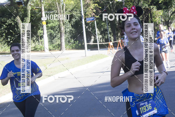 Buy your photos of the eventDisney Magic Run SP - Equipe ASI on Fotop