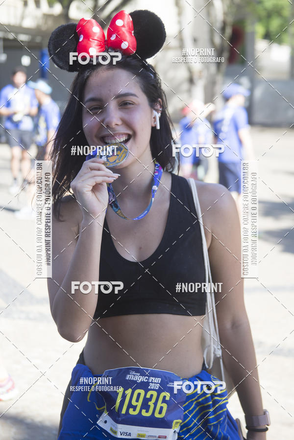 Buy your photos of the eventDisney Magic Run SP - Equipe ASI on Fotop