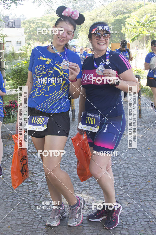 Buy your photos of the eventDisney Magic Run SP - Equipe ASI on Fotop