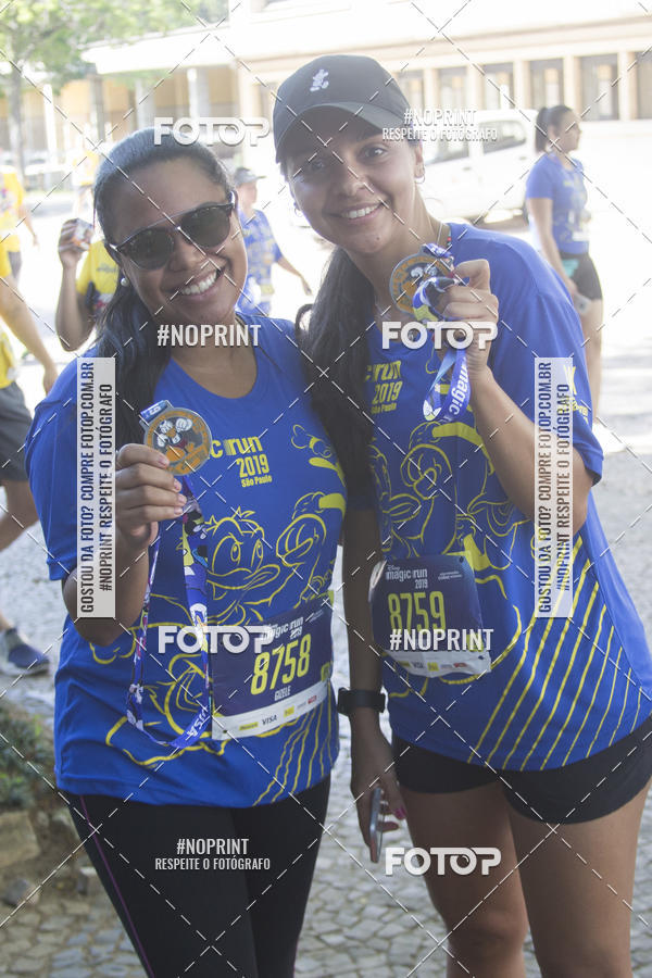 Buy your photos of the eventDisney Magic Run SP - Equipe ASI on Fotop