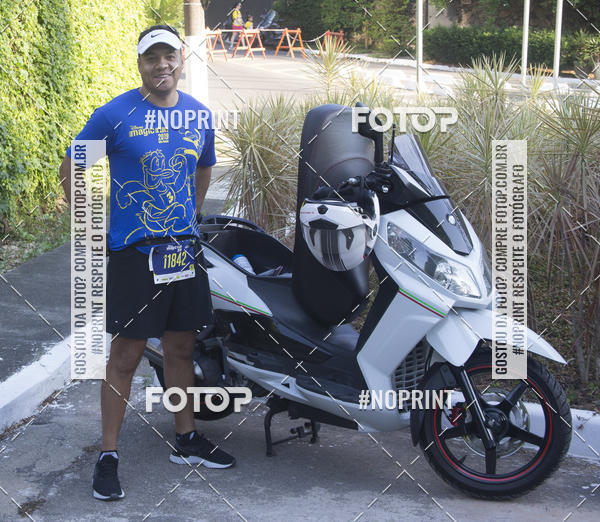 Buy your photos of the eventDisney Magic Run SP - Equipe ASI on Fotop