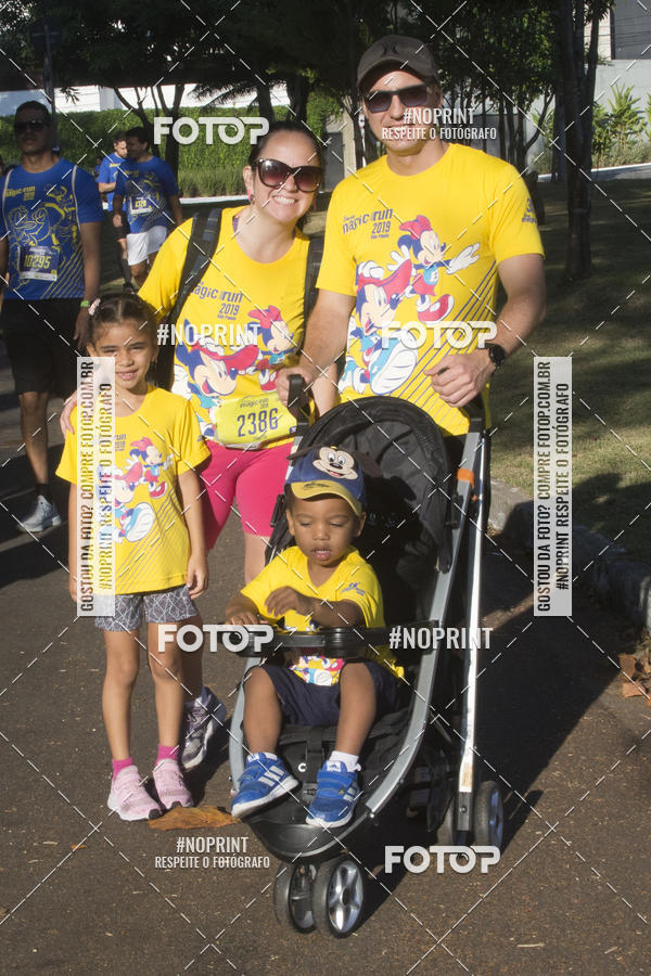 Buy your photos of the eventDisney Magic Run SP - Equipe ASI on Fotop