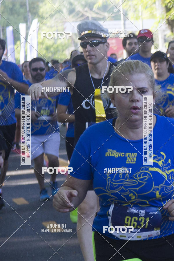 Buy your photos of the eventDisney Magic Run SP - Equipe ASI on Fotop