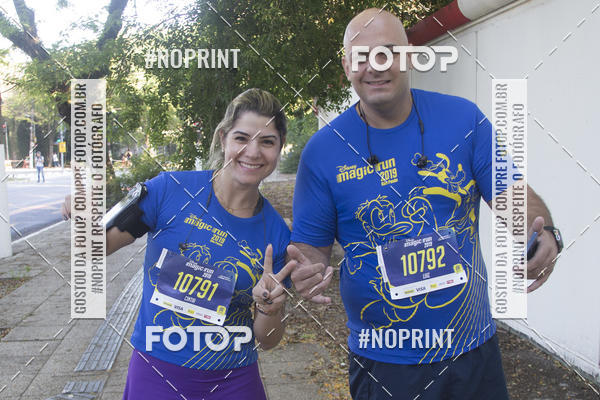 Buy your photos of the eventDisney Magic Run SP - Equipe ASI on Fotop