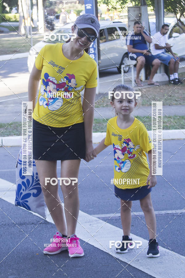 Buy your photos of the eventDisney Magic Run SP - Equipe ASI on Fotop