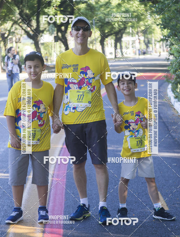 Buy your photos of the eventDisney Magic Run SP - Equipe ASI on Fotop