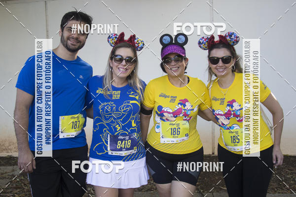 Buy your photos of the eventDisney Magic Run SP - Equipe ASI on Fotop