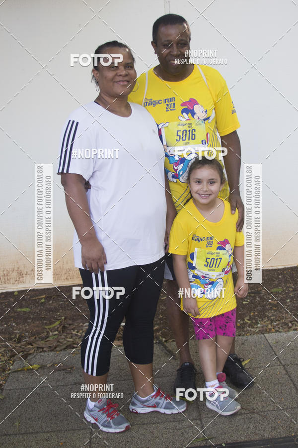 Buy your photos of the eventDisney Magic Run SP - Equipe ASI on Fotop